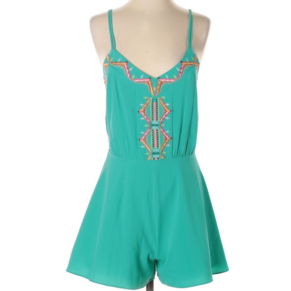 LIKE NEW GB ROMPER SIZE SMALL